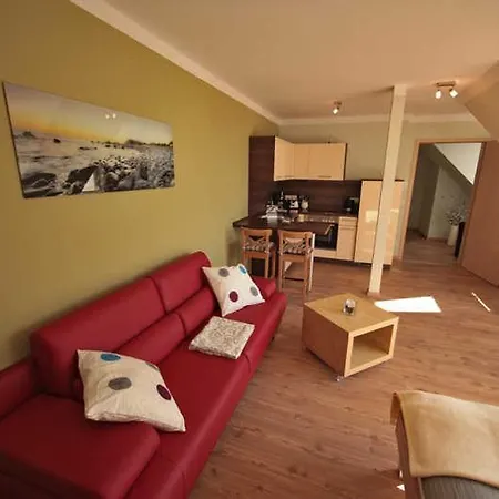 Jack _ Richies Apartment *